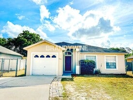 3314 Lake Tiny Cir in Orlando, FL - Building Photo