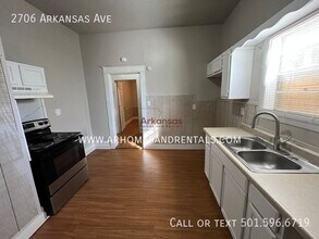 2706 Arkansas Ave in North Little Rock, AR - Building Photo - Building Photo