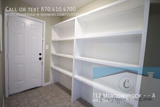 712 Meadowbrook St in Jonesboro, AR - Building Photo - Building Photo