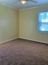 115 Aylesbury Rd in Goose Creek, SC - Building Photo - Building Photo