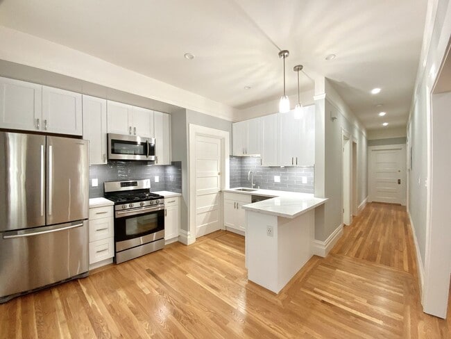 2299 Green St in San Francisco, CA - Building Photo - Building Photo