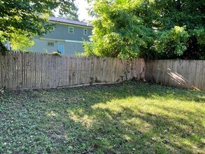 929 Capitol Heights Blvd in Capitol Heights, MD - Building Photo - Building Photo