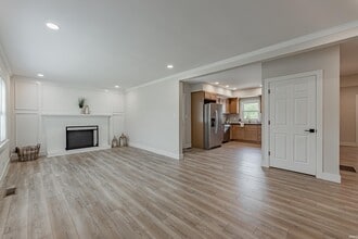 1710 Russell Ave in Evansville, IN - Building Photo - Building Photo