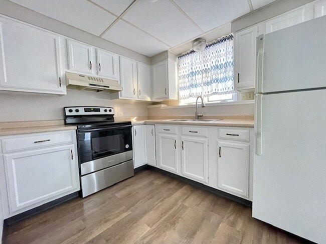 242 Wimbledon Dr in Mansfield, OH - Building Photo - Building Photo