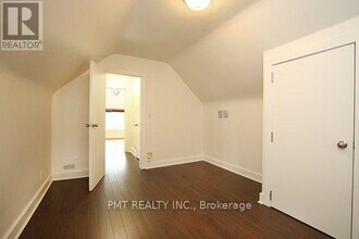 7 Harvard Ave in Toronto, ON - Building Photo - Building Photo