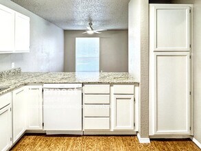 8126 E 65th Pl in Tulsa, OK - Building Photo - Building Photo