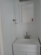 400 Broadway St in Rockwood, PA - Foto de edificio - Building Photo