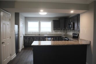2802 W Walnut St in Johnson City, TN - Building Photo - Building Photo