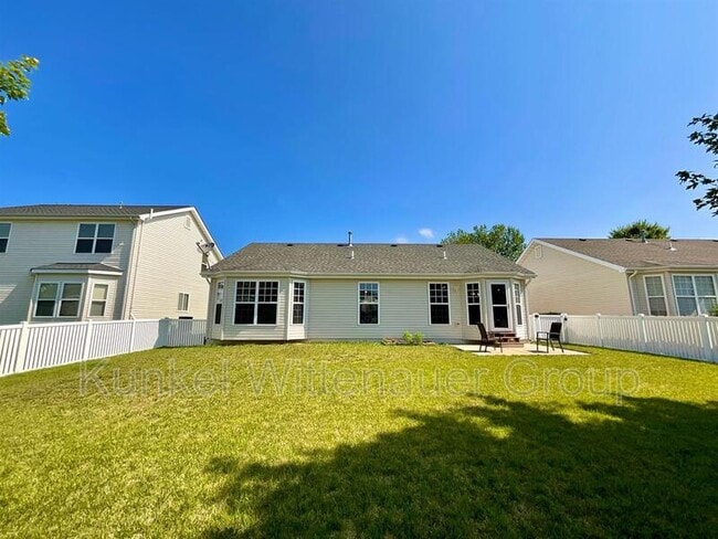 2923 Harvest Meadow Dr in Belleville, IL - Building Photo - Building Photo