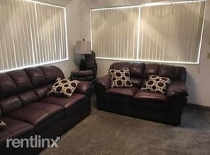 1150 W Red Hills Pkwy in Washington, UT - Building Photo - Building Photo