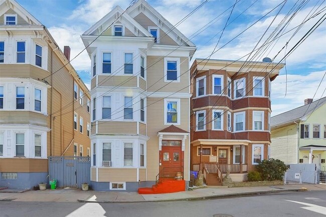 10 Bynner St in Jamaica Plain, MA - Building Photo - Primary Photo