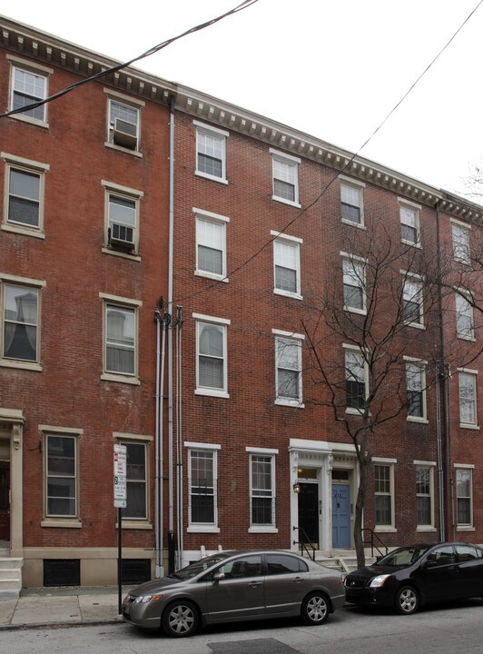 411 S 9th St in Philadelphia, PA - Building Photo