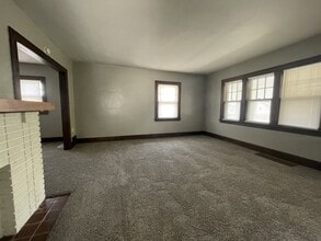 4104 N Lockwood Ave in Toledo, OH - Building Photo - Building Photo