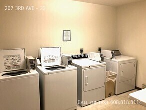 207 3rd Ave in Monroe, WI - Building Photo - Building Photo