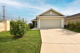 6546 Augustus Magee in San Antonio, TX - Building Photo