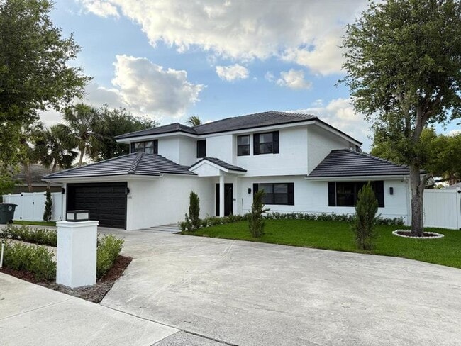 property at 1401 SW 18th St