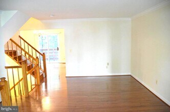 6086 Joust Ln in Alexandria, VA - Building Photo - Building Photo