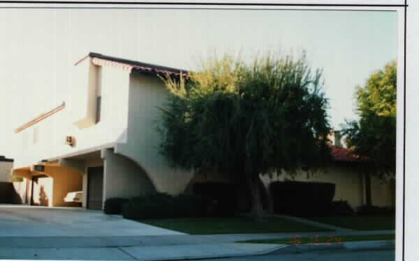 860 Kathleen St in Orange, CA - Building Photo - Building Photo