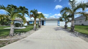 4123 SW 21st Pl in Cape Coral, FL - Building Photo