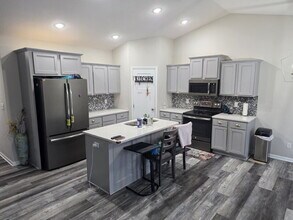 950 8th St in Waukee, IA - Building Photo - Building Photo