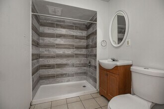 3300 W 54th St in Cleveland, OH - Building Photo - Building Photo