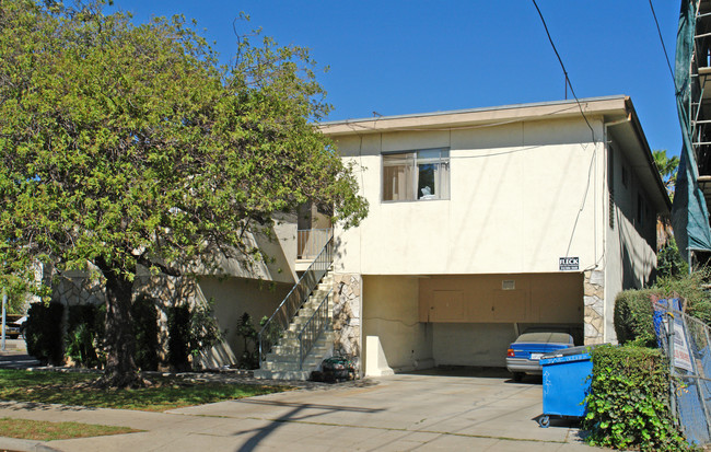 3634 Hughes Ave in Los Angeles, CA - Foto de edificio - Building Photo