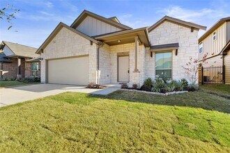617 Little Draw Ln in Liberty Hill, TX - Building Photo - Building Photo