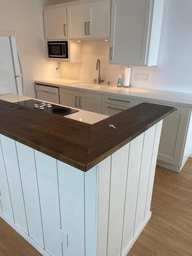 15 25th Ave, Unit 1 in Venice, CA - Building Photo - Building Photo