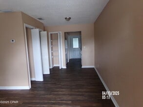 5707 Lake Dr in Panama City, FL - Building Photo - Building Photo