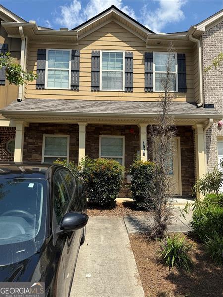 1970 Old Dogwood in Jonesboro, GA - Building Photo