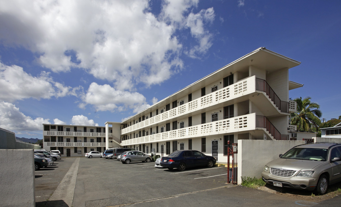 Walker Villas in Wahiawa, HI - Building Photo