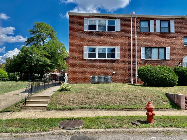 property at 7100 Humming Bird Pl