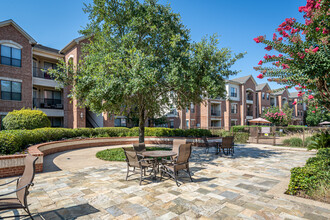 The Fountains at Almeda in Houston, TX - Building Photo - Building Photo