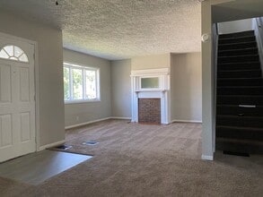 2109 Columbus Ave in Springfield, OH - Building Photo - Building Photo