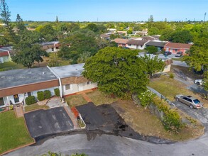 19374 NW 28th Ct in Miami Gardens, FL - Building Photo - Building Photo