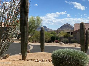 11270 E Quarry Trail in Scottsdale, AZ - Building Photo - Building Photo