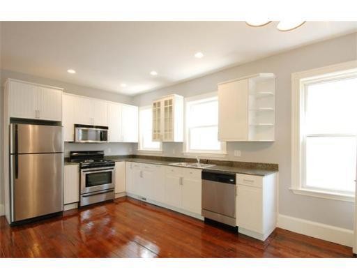 19 Parker Hill Ave, Unit 3 in Boston, MA - Building Photo