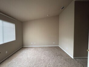 148 Mike Gartrell Cir in Sacramento, CA - Building Photo - Building Photo