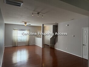 108 Pilot Ct in Knightdale, NC - Foto de edificio - Building Photo