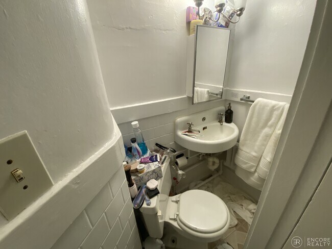 58 Anderson St in Boston, MA - Foto de edificio - Building Photo