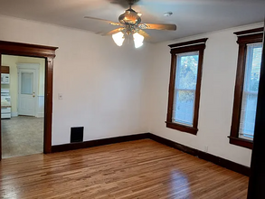59 E 8th Ave in Gloversville, NY - Building Photo - Building Photo