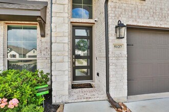 5127 Pomegranate Path in Manvel, TX - Building Photo - Building Photo