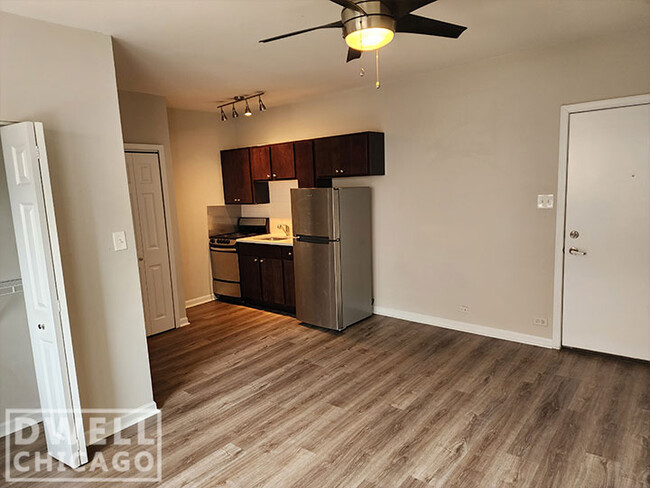 1621 N Humboldt Blvd, Unit Stu in Chicago, IL - Building Photo - Building Photo