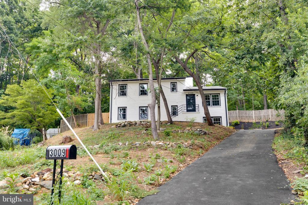 3009 S Hill St in Arlington, VA - Building Photo