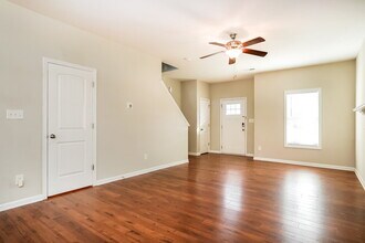 229 Darecrest Ln in Wendell, NC - Building Photo - Building Photo