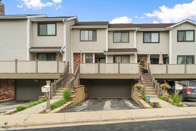 property at 1017 Sussex Dr