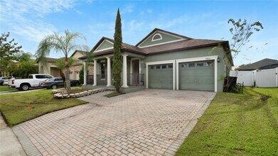 9866 Lake District Ln in Orlando, FL - Building Photo - Building Photo