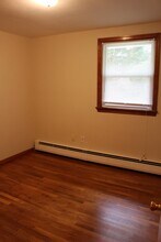 223 University Blvd in Glassboro, NJ - Foto de edificio - Building Photo