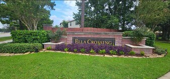 706 Woodport Ln in Houston, TX - Building Photo