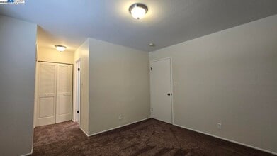 40622 Blacow Rd in Fremont, CA - Building Photo - Building Photo
